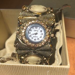 Ornate Gold Watch With Frescos 💛